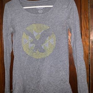 Long sleeve grey American Eagle shirt
